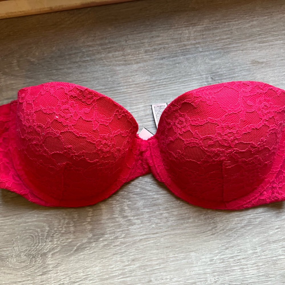 Victoria secret strapless bra SZ 34C